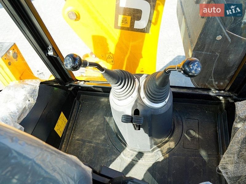 Экскаватор погрузчик JCB 3DX 2025 в Ровно