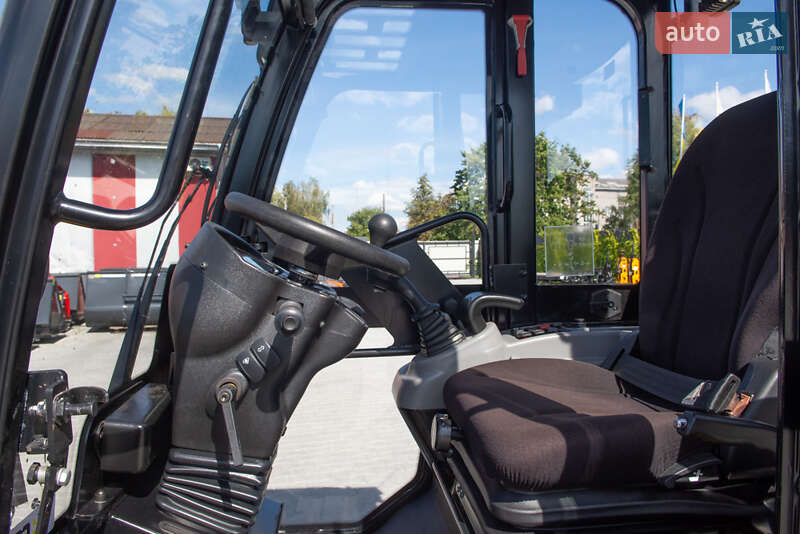 Фронтальный погрузчик JCB 403 2021 в Житомире