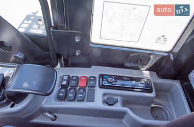 Фронтальні навантажувачі JCB 403 2021 в 