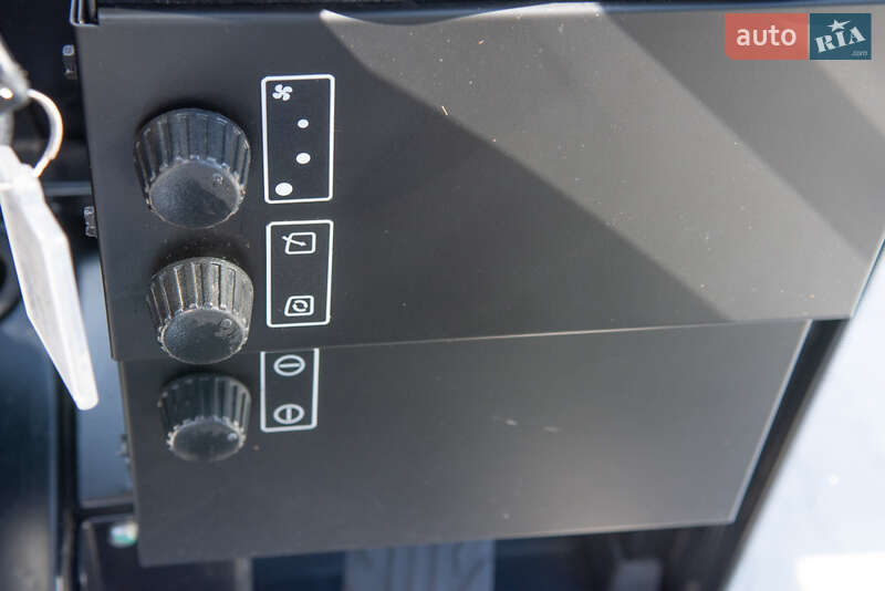 Фронтальный погрузчик JCB 403 2021 в Житомире