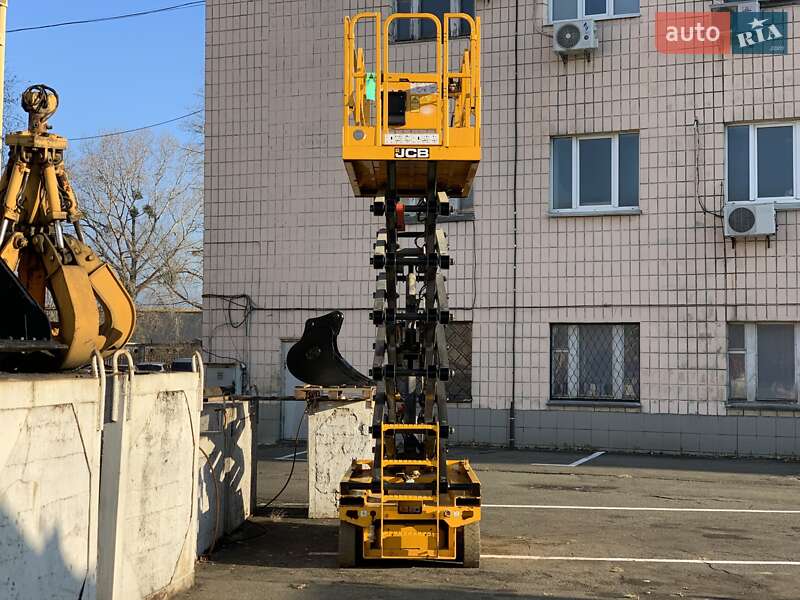 Ножичний підйомник JCB 406 2019 в Києві