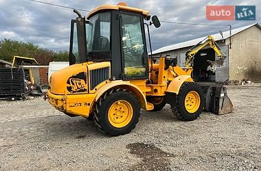 Фронтальні навантажувачі JCB 407 2002 в Недобоївцях