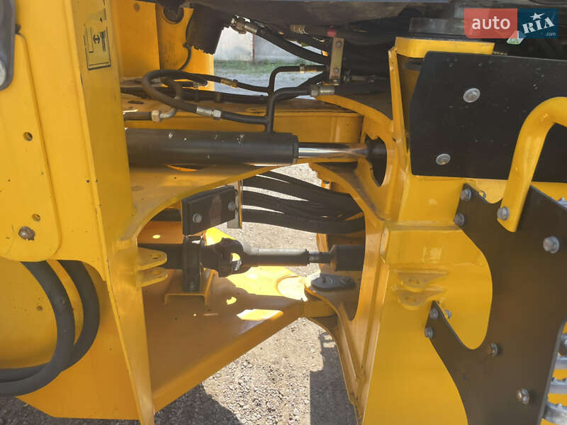 Фронтальный погрузчик JCB 416 2012 в Кременчуге