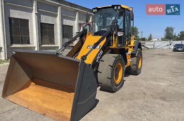 Фронтальні навантажувачі JCB 427 2018 в Кременчуці