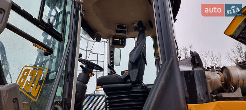 Фронтальный погрузчик JCB 427 2020 в Одессе