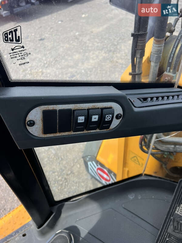 Фронтальный погрузчик JCB 436 2010 в Луцке