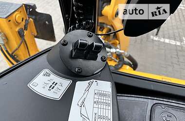 Экскаватор погрузчик JCB 4CX 2021 в 