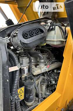 Экскаватор погрузчик JCB 4CX 2021 в 