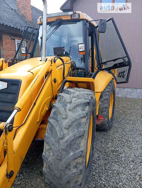 Экскаватор погрузчик JCB 4CX 2001 в 
