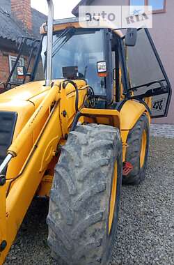 Экскаватор погрузчик JCB 4CX 2001 в 
