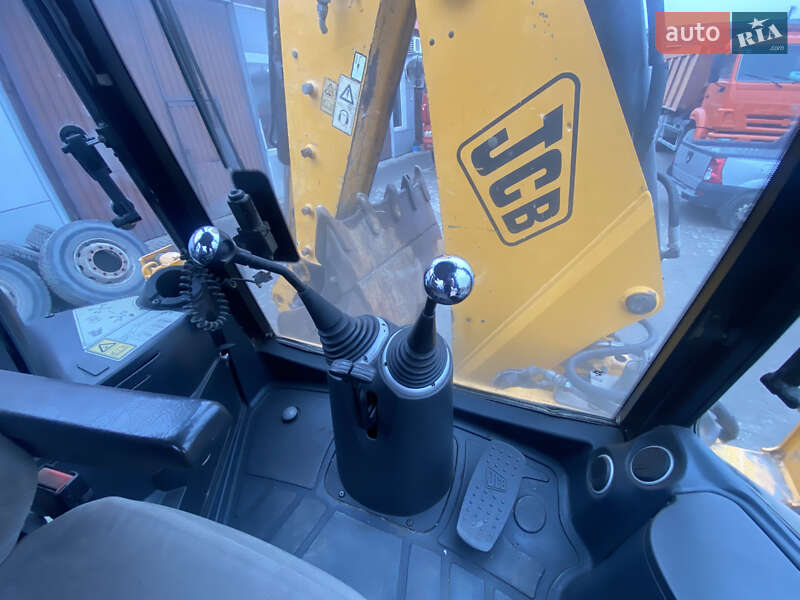 Экскаватор погрузчик JCB 4CX 2010 в Запорожье