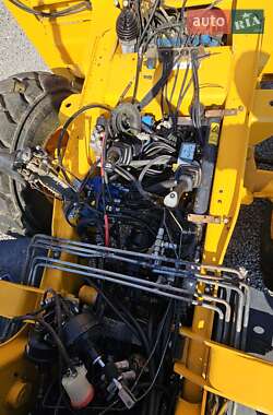 Экскаватор погрузчик JCB 4CX 2005 в 
