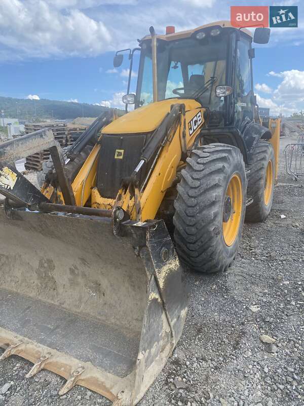 Екскаватор навантажувач JCB 4CX 2011 в Ужгороді