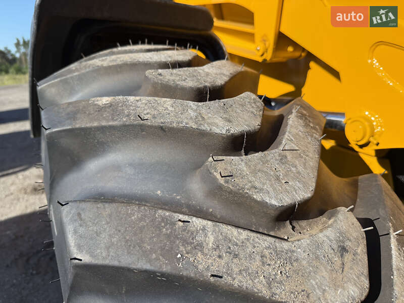 Екскаватор навантажувач JCB 4CX 2010 в Києві фото 15 Екскаватор навантажувач JCB 4CX 2010 в Києві