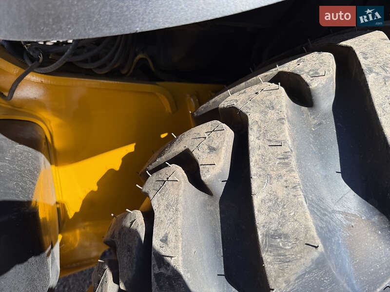 Екскаватор навантажувач JCB 4CX 2010 в Києві фото 19 Екскаватор навантажувач JCB 4CX 2010 в Києві