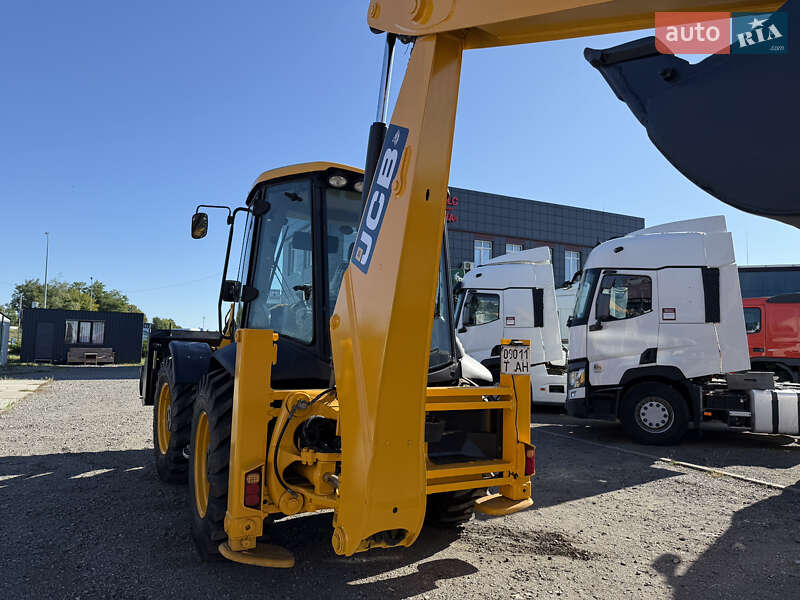 Экскаватор погрузчик JCB 4CX 2010 в Киеве