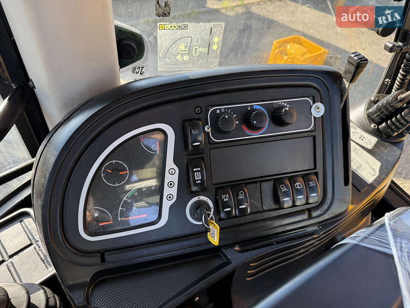 Экскаватор погрузчик JCB 4CX 2010 в Киеве