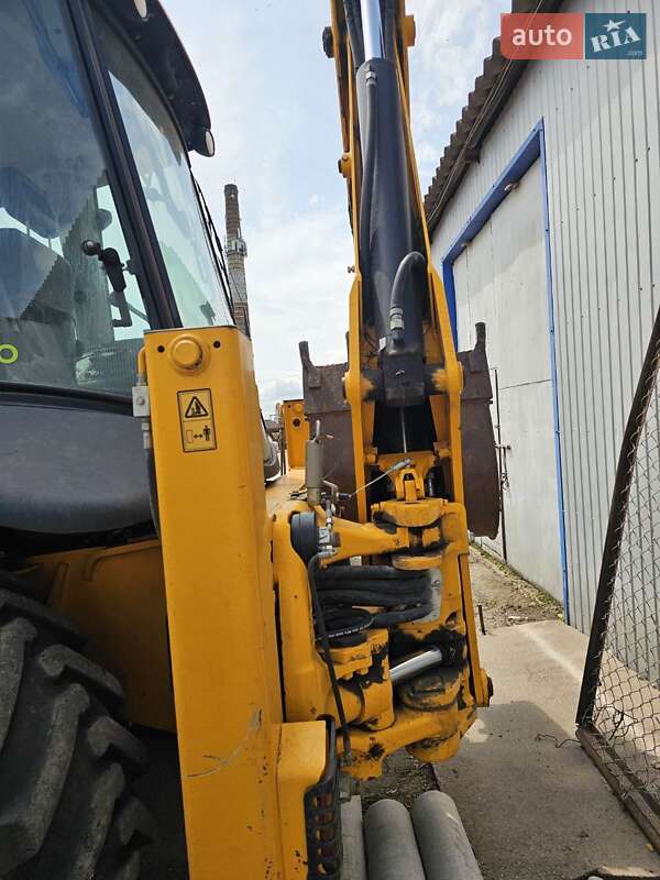 Екскаватор навантажувач JCB 4CX 2020 в Бару