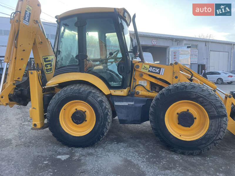 Екскаватор навантажувач JCB 4CX 2003 в Чернівцях