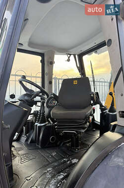 Экскаватор погрузчик JCB 4CX 2016 в Киеве
