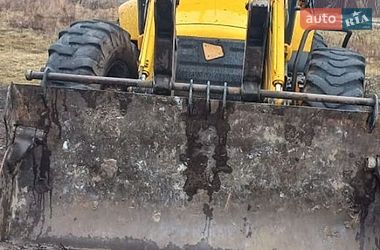 Екскаватор навантажувач JCB 4CX 2002 в Дніпрі