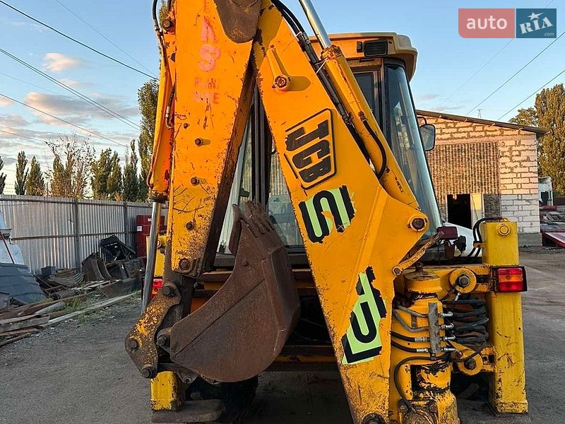 Екскаватор навантажувач JCB 4CX 2004 в Вишневому