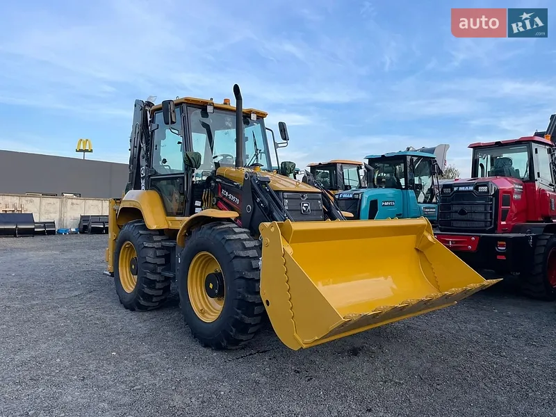 JCB 4CX 2026