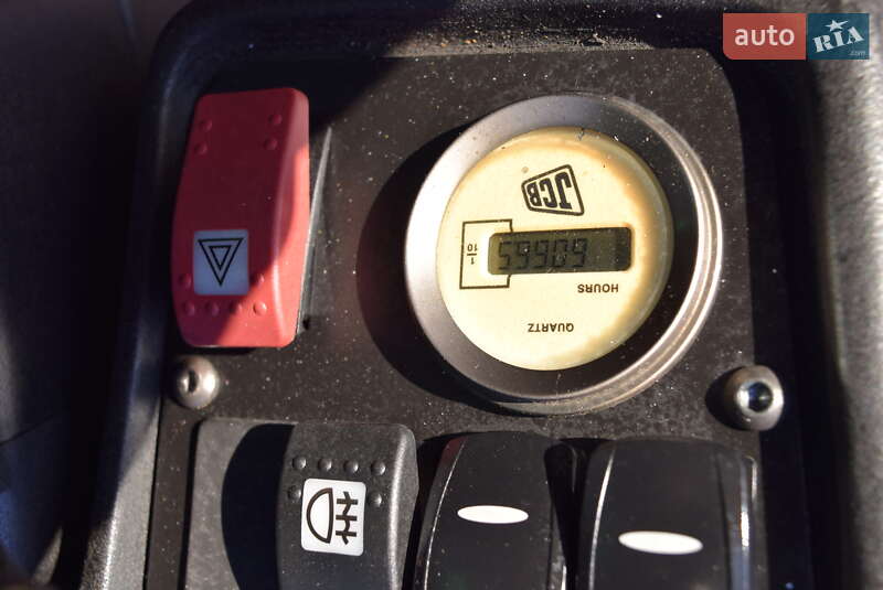 Підйомник телескопічний JCB 515 2016 в Рівному