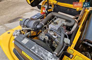 Телескопический погрузчик JCB 520 2002 в 