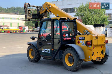 Телескопический погрузчик JCB 525-60 Hi-Viz 2017 в 
