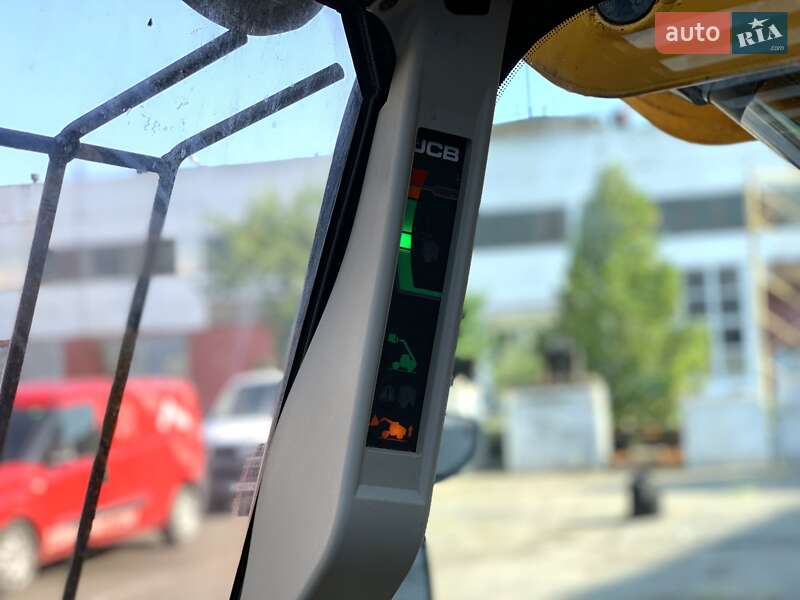 Телескопический погрузчик JCB 525-60 Hi-Viz 2017 в Киеве