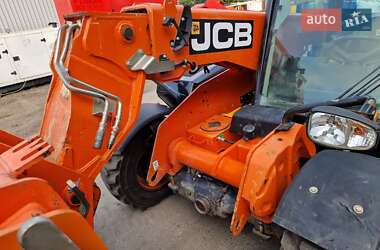 Телескопический погрузчик JCB 525-60 Hi-Viz 2019 в 