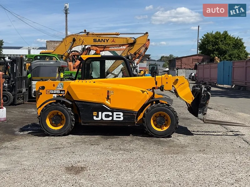 JCB 525-60 Hi-Viz 2021