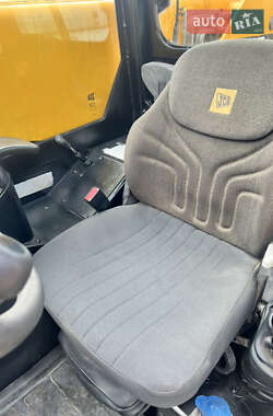 Телескопический погрузчик JCB 527-58 2012 в 