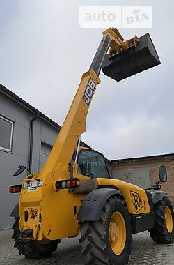 Подъемник телескопический JCB 531-70 2007 в Луцке