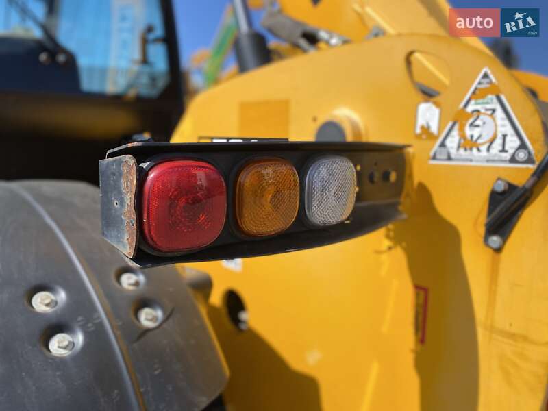 Телескопічні навантажувачі JCB 531-70 2014 в Рівному