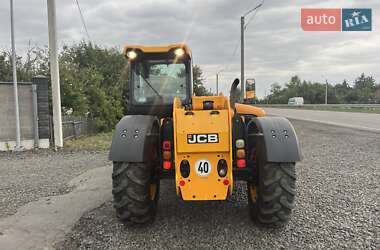 Телескопический погрузчик JCB 531-70 2010 в 