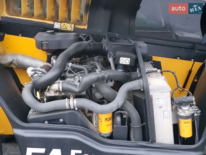 Телескопический погрузчик JCB 531-70 2015 в Ровно