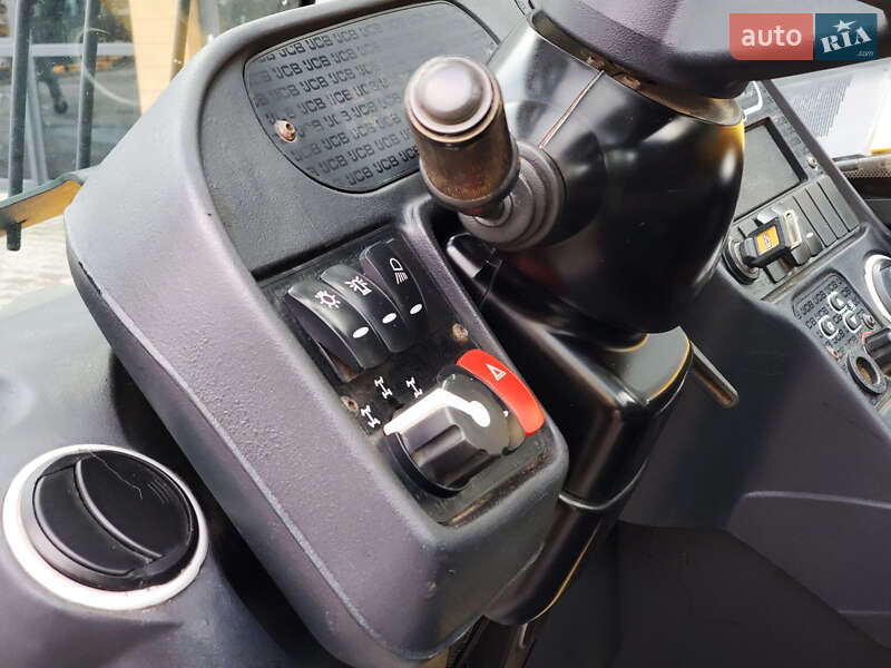 Телескопічні навантажувачі JCB 531-70 2019 в Рівному