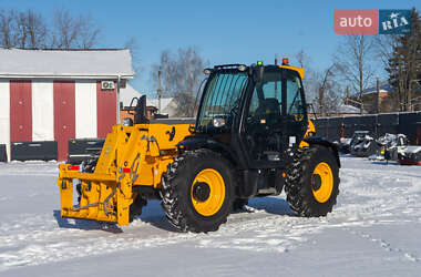 Подъемник телескопический JCB 531-70 2021 в 