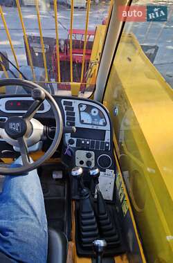 Телескопический погрузчик JCB 531-70 2008 в 