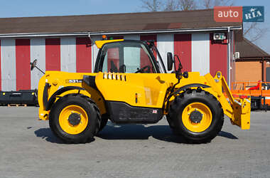 Подъемник телескопический JCB 531-70 2021 в 
