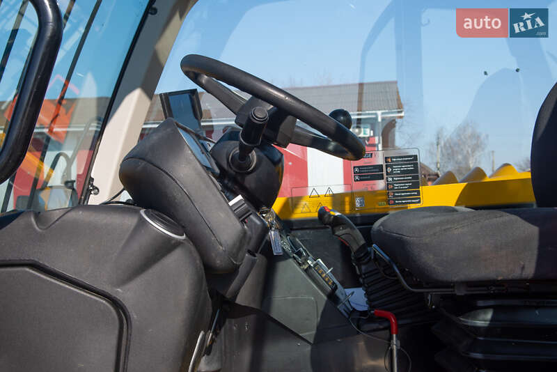 Подъемник телескопический JCB 531-70 2021 в Житомире