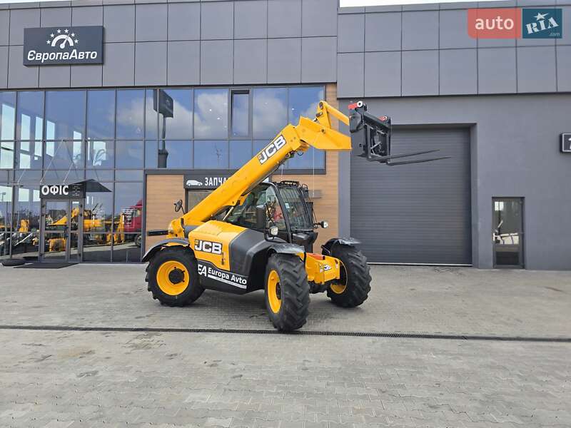 Телескопический погрузчик JCB 531-70 2015 в 