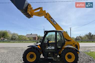 Телескопический погрузчик JCB 531-70 2015 в 