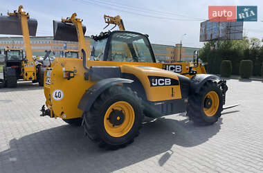 Телескопический погрузчик JCB 531-70 2011 в 