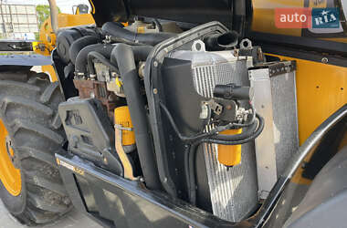 Телескопический погрузчик JCB 531-70 2011 в 