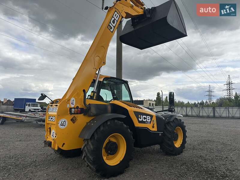Телескопічні навантажувачі JCB 531-70 2013 в 