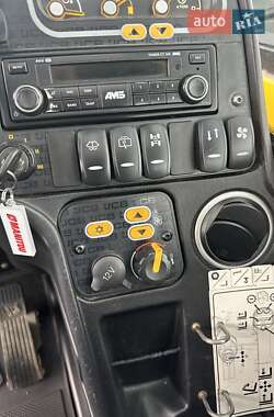 Телескопічні навантажувачі JCB 531-70 2013 в 