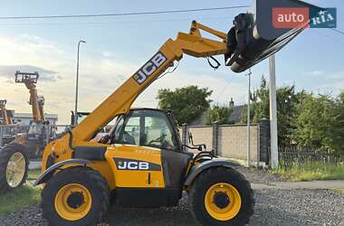 Телескопический погрузчик JCB 531-70 2011 в 